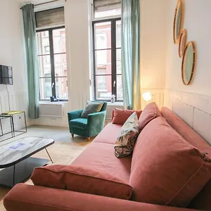 vieux-lille-superbe-appart-esprit-loft.lillehotels.org/